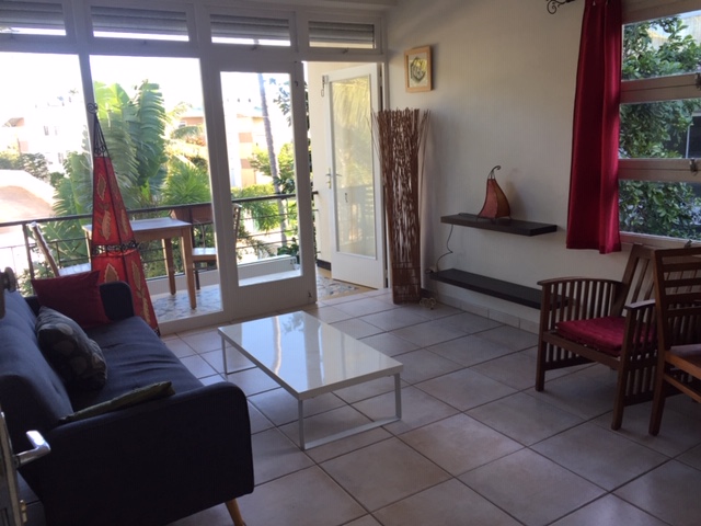 A LOUER APPARTEMENT F3 meublé à OUEMO MAGENTA