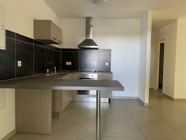 APPARTEMENT F3 au Pont des Français à la location