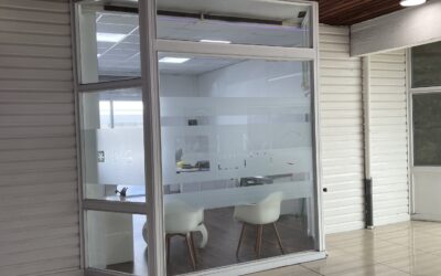 LOCAL COMMERCIAL au QUARTIER LATIN (Galerie MOANA CENTER) à la VENTE