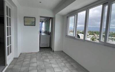 VILLA F5 à MAGENTA à la VENTE