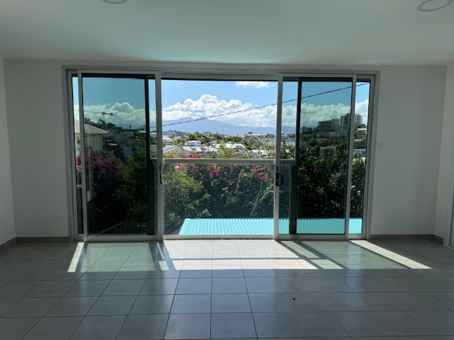 VILLA F5 sur 2 niveaux à la LOCATION