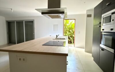 VILLA F4 jumelée à ROBINSON à la LOCATION